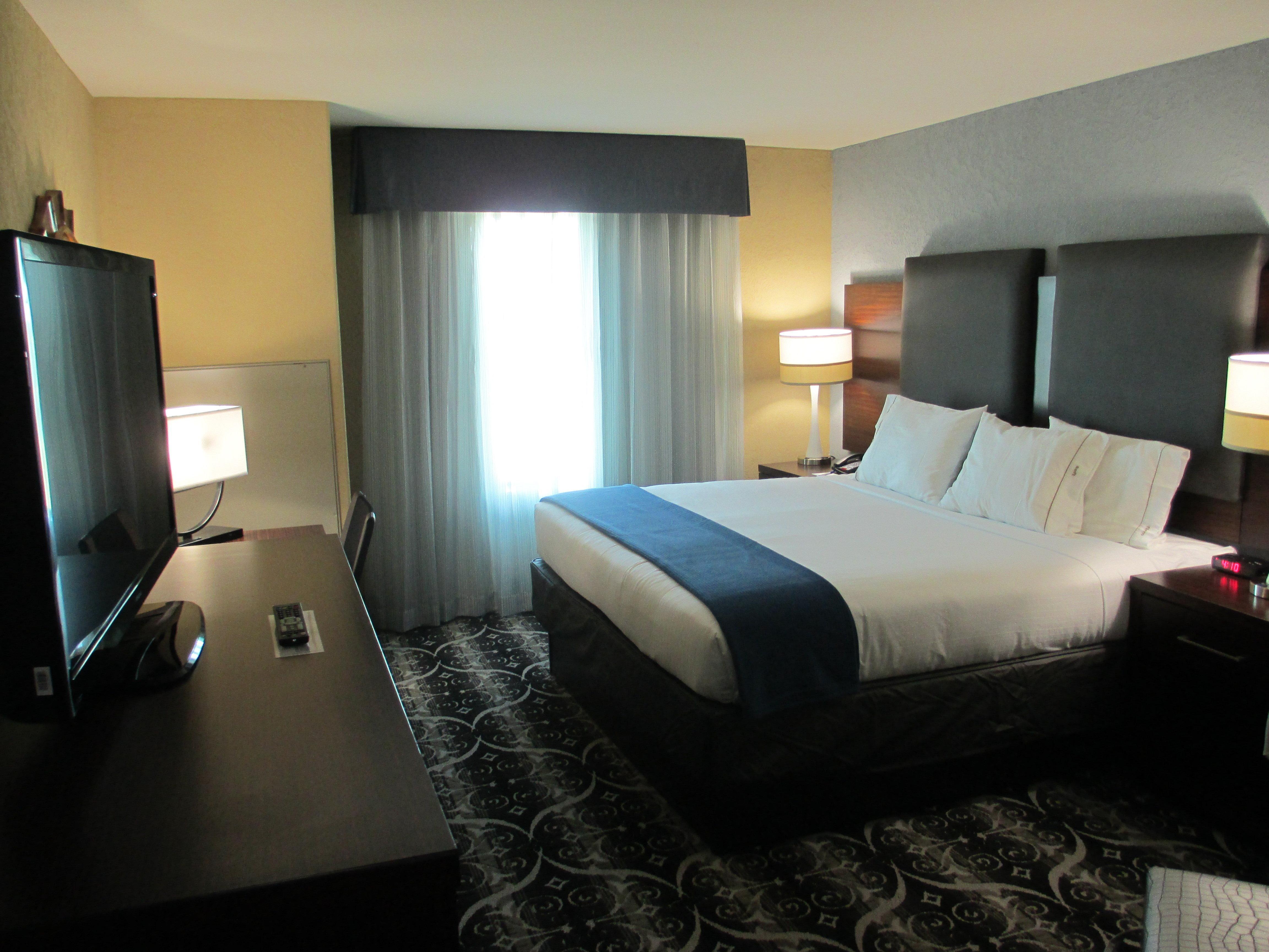 Holiday Inn Express & Suites Kansas City Airport By Ihg Zewnętrze zdjęcie