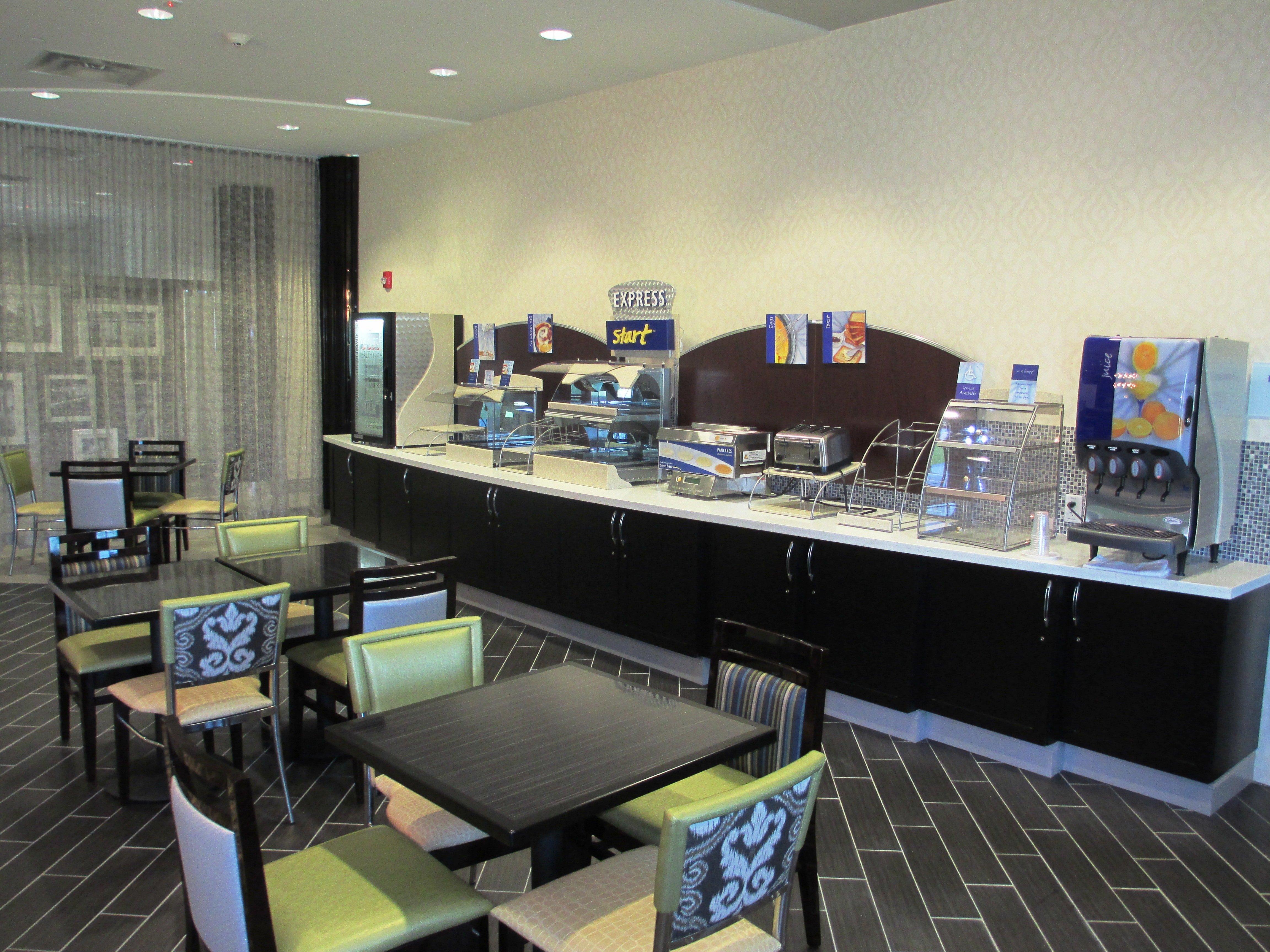Holiday Inn Express & Suites Kansas City Airport By Ihg Zewnętrze zdjęcie