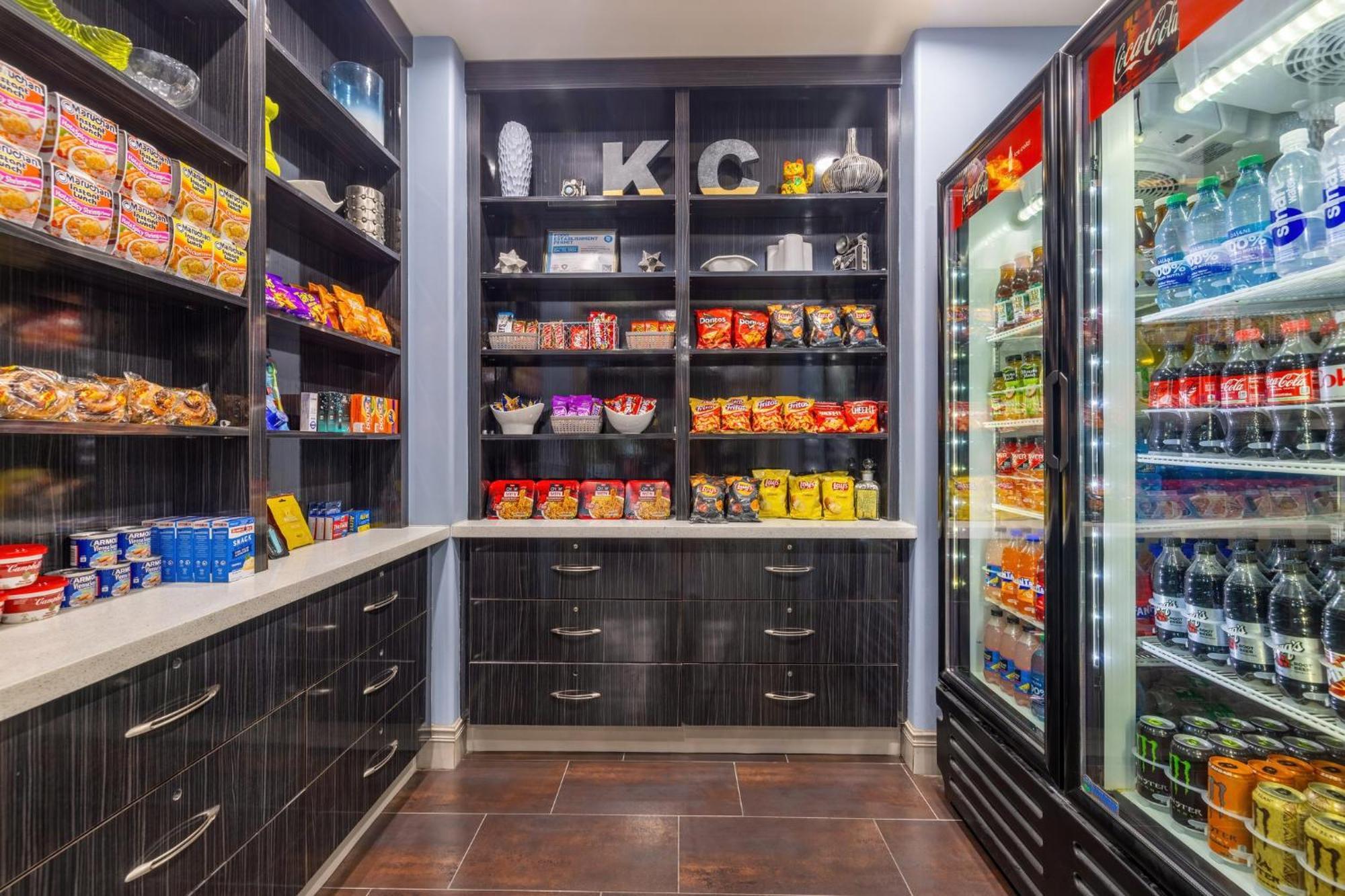 Holiday Inn Express & Suites Kansas City Airport By Ihg Zewnętrze zdjęcie
