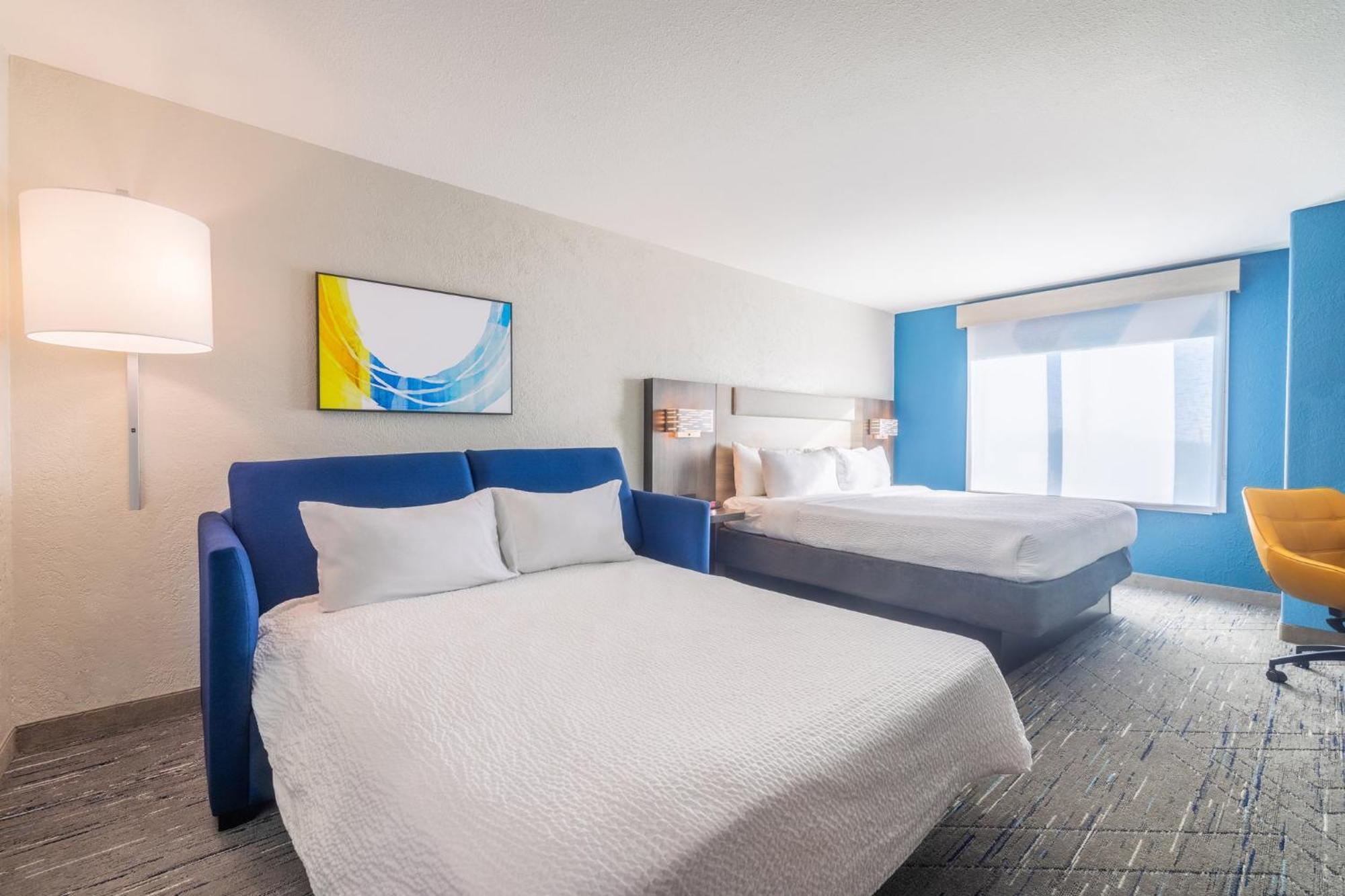 Holiday Inn Express & Suites Kansas City Airport By Ihg Zewnętrze zdjęcie