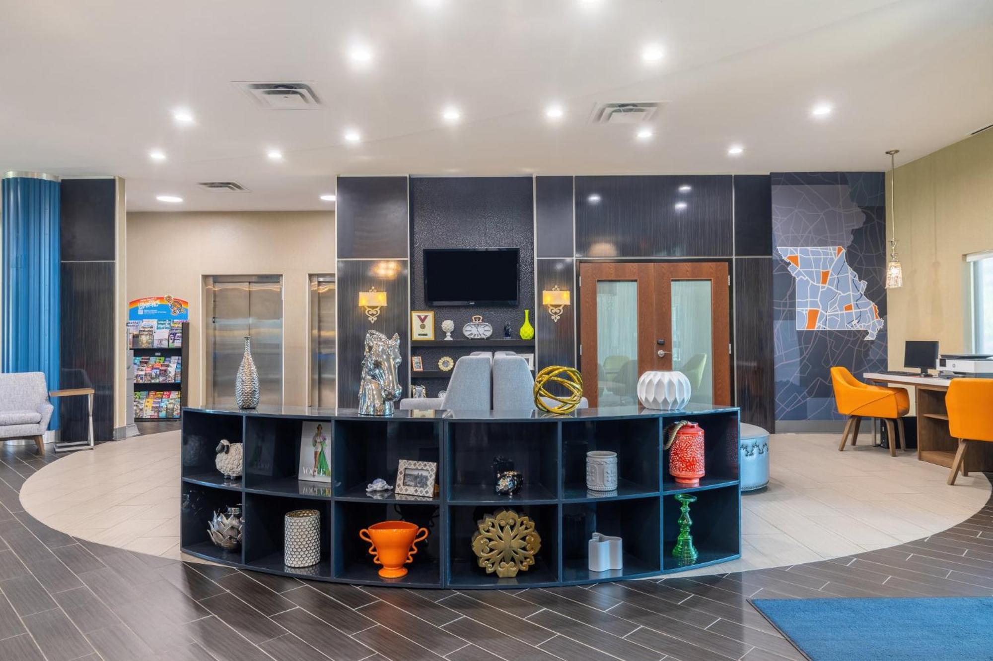 Holiday Inn Express & Suites Kansas City Airport By Ihg Zewnętrze zdjęcie