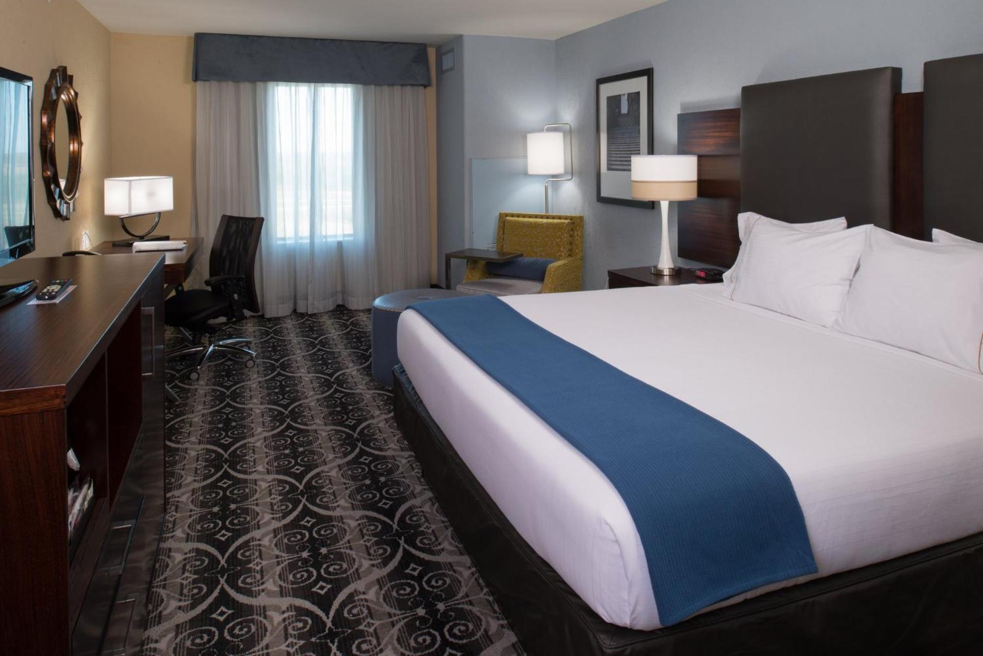 Holiday Inn Express & Suites Kansas City Airport By Ihg Zewnętrze zdjęcie